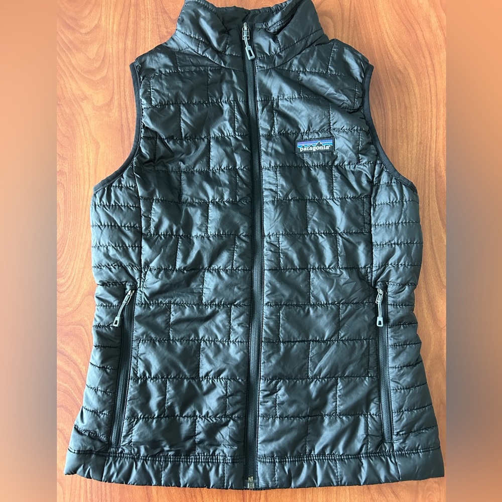 Patagonia nano puff vest.  Black size small.